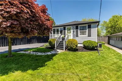 Detached in Hamilton