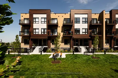 Condo Townhouse in Kitchener