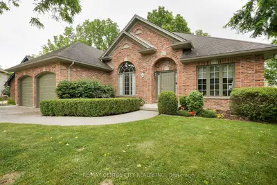 Detached in London North