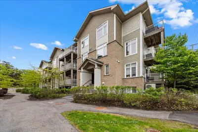 Condo Townhouse in Elmvale Acres and Area