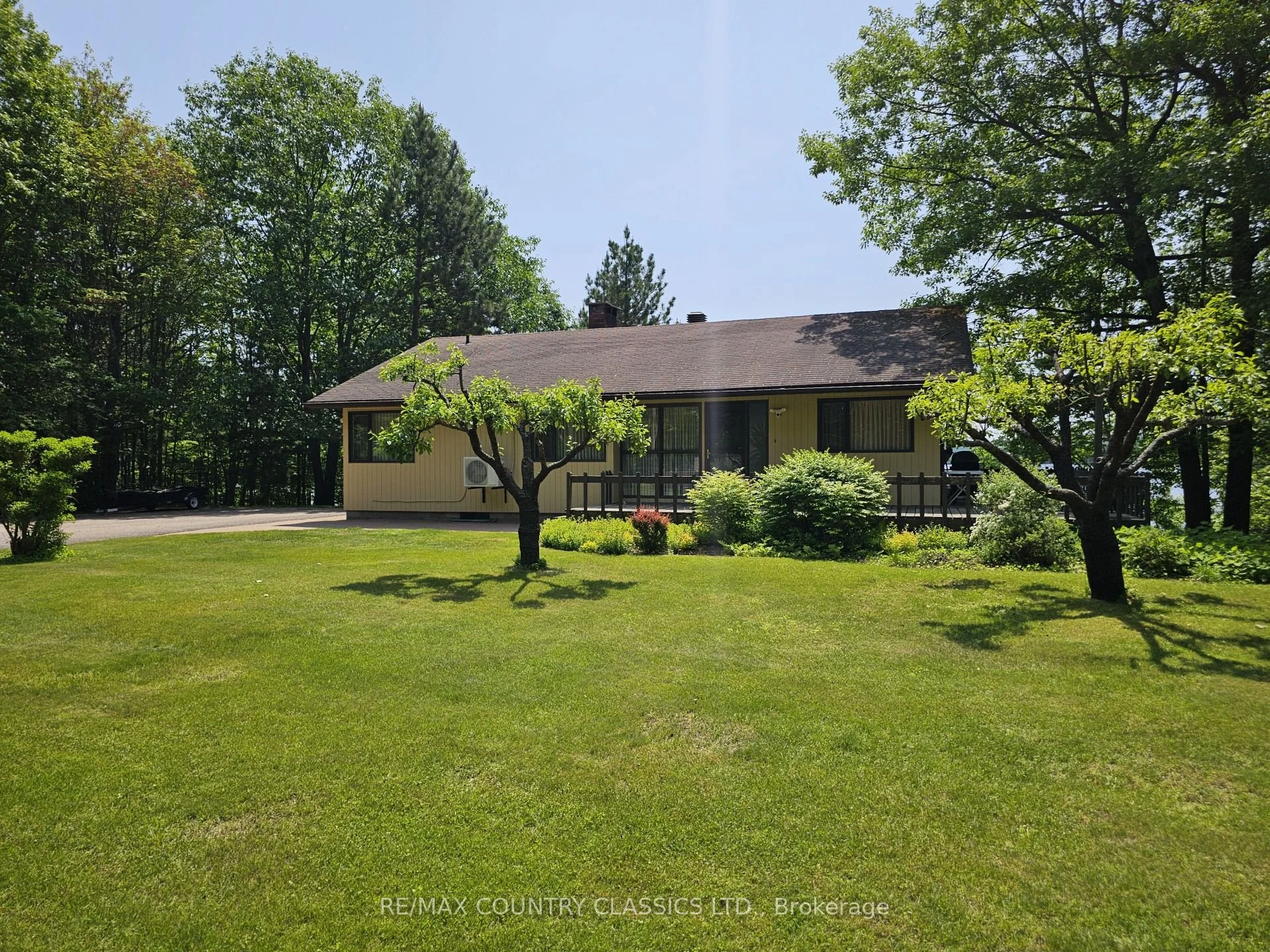 192A Blackfish Bay Road, Madawaska Valley, ON K0J 1B0