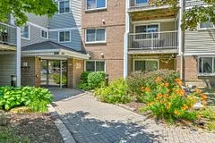 250 Brittany Drive 409, Manor Park - Cardinal Glen and Area, ON K1K 4M1