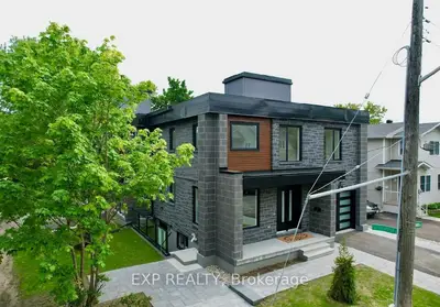 Semi-Detached in Overbrook - Castleheights and Area