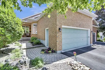Detached in Kanata