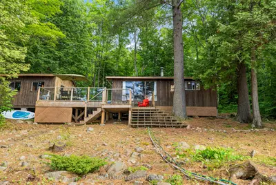 Detached in Frontenac