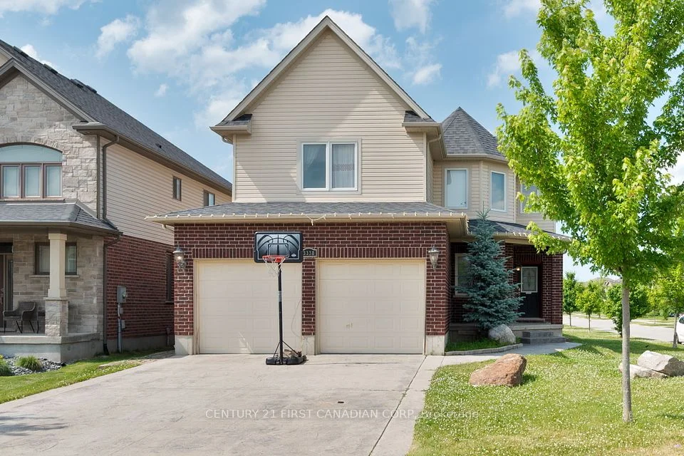 3338 Jinnies Way, London South, ON N6L 0C5