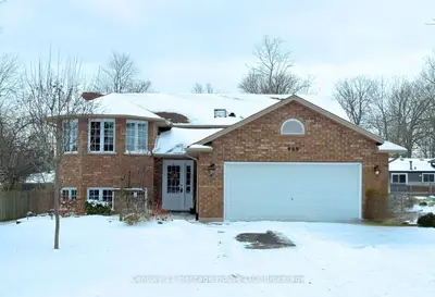 Detached in Fort Erie