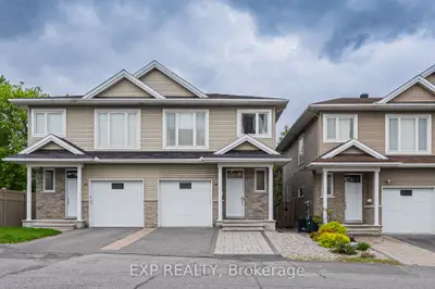 Semi-Detached in Overbrook - Castleheights and Area