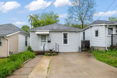 Detached in Kingston