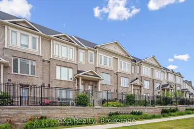 Condo Townhouse in Guelph