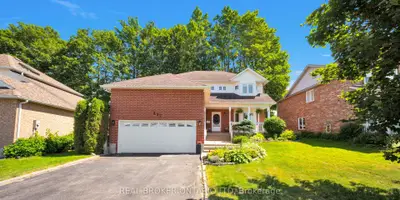 Detached in Shelburne