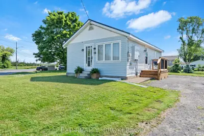 Detached in Loyalist