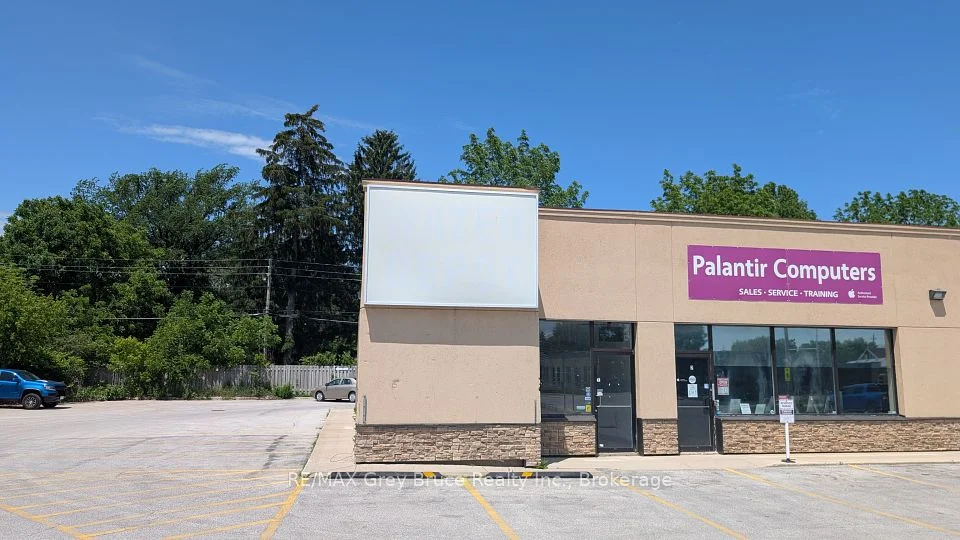 640 10th Street W 1, Owen Sound, ON N4K 3R9