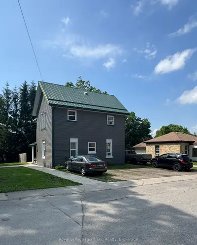 Fourplex in North Huron