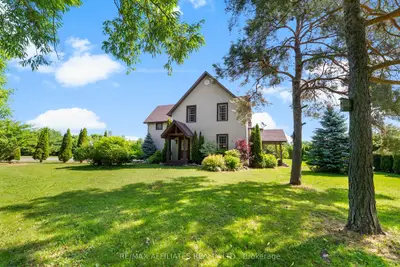 Detached in North Stormont