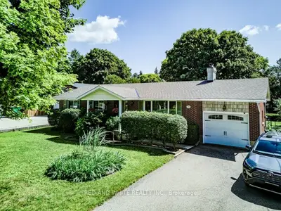 Detached in North Dumfries