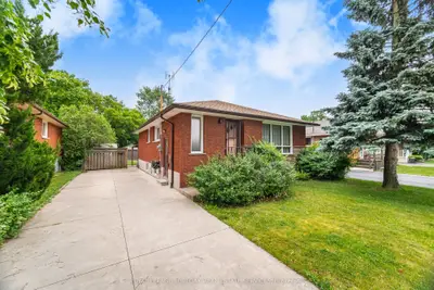 Detached in Hamilton