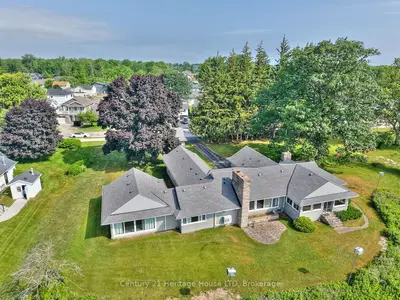 Detached in Fort Erie