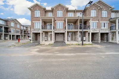 Condo Townhouse in Brantford