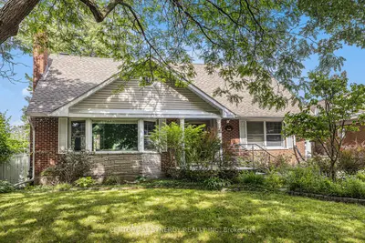 Detached in Mooneys Bay - Carleton Heights and Area