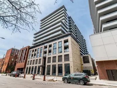 Condo Apartment in Hamilton