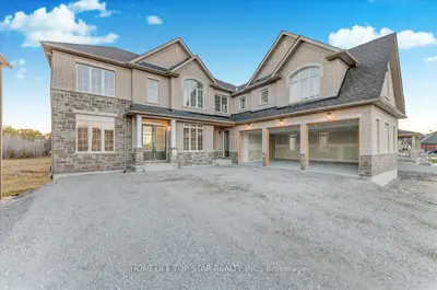 Detached in Otonabee-South Monaghan
