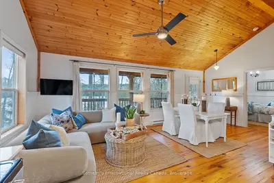 Detached in Lake of Bays