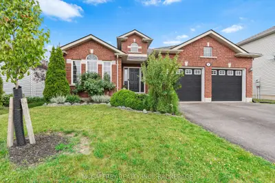 Detached in Greater Napanee