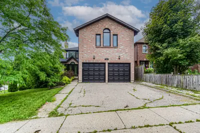 Detached in Cambridge
