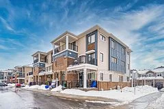 Condo Apartment in Barrhaven