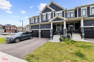 Att/Row/Townhouse in Haldimand