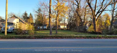 Vacant Land in Southwest Middlesex