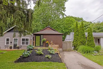 Detached in London East