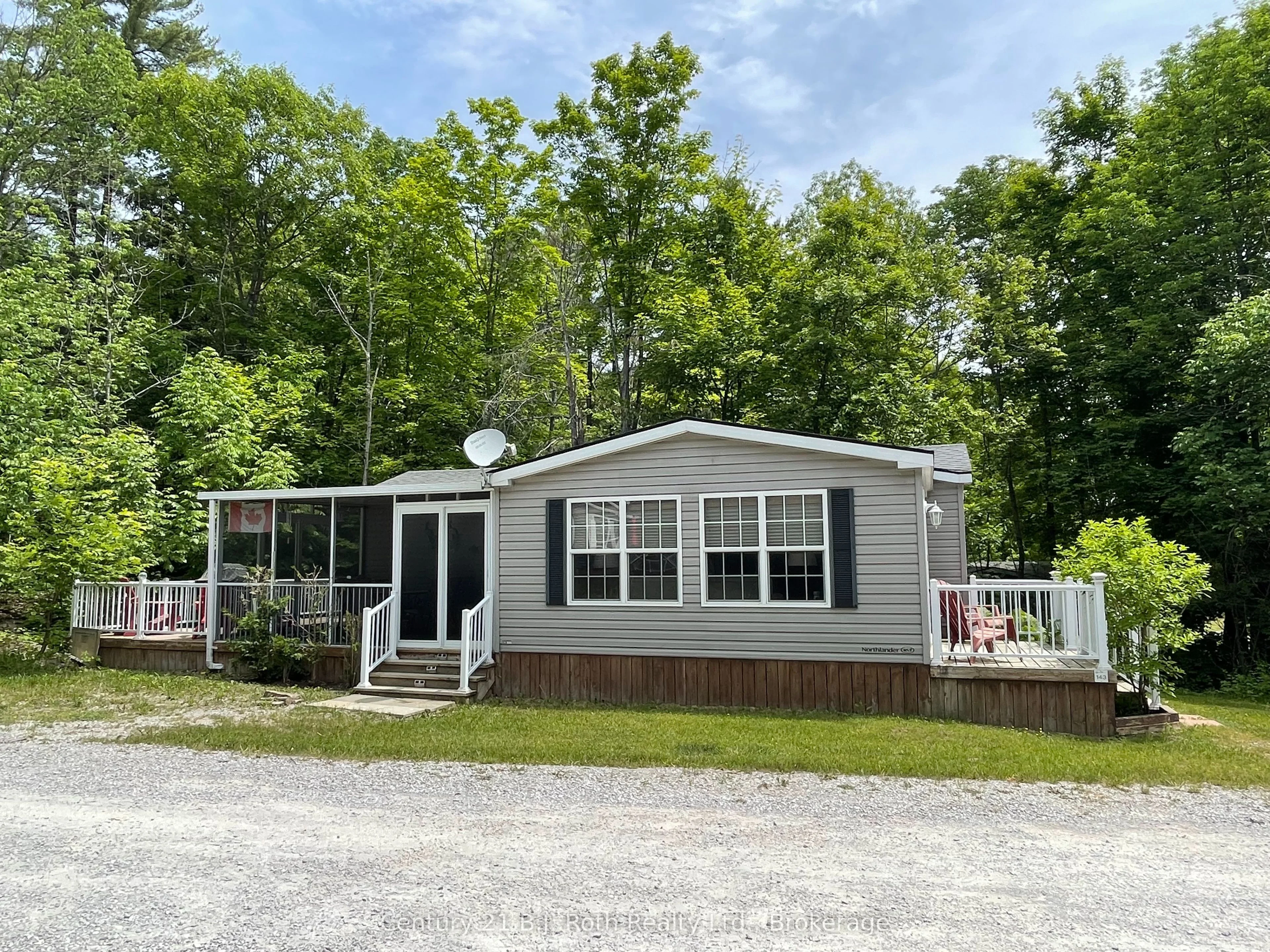 1082 Shamrock Marina Road 143, Gravenhurst, ON P0E 1N0