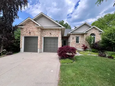 Detached in Bluewater