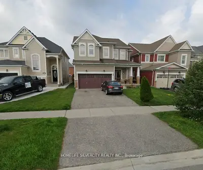 Detached in Shelburne