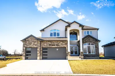 Detached in Central Elgin