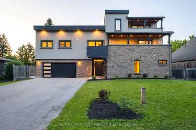 Detached in North Dumfries