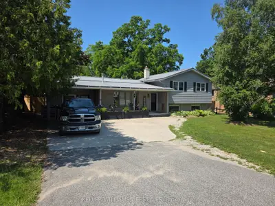 Detached in Bluewater