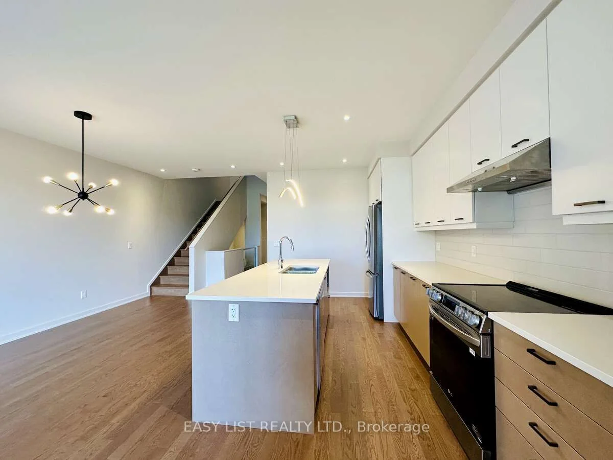 754 Solarium Avenue, Blossom Park - Airport and Area, ON K4M 0R8