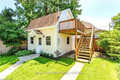 19 CONWAY PLACE EAST Place E, Fort Erie, ON L0S 1B0