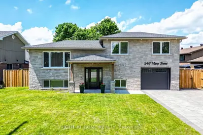 Detached in Guelph/Eramosa