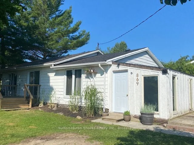 869 Gustavus Street, Saugeen Shores, ON N0H 2C4