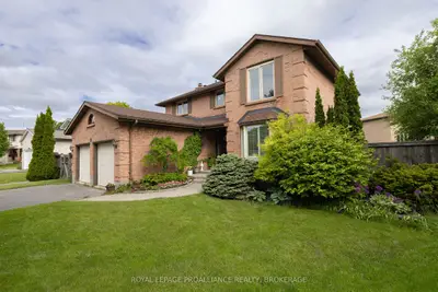 Detached in Kingston