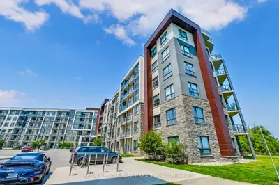 Condo Apartment in Hamilton