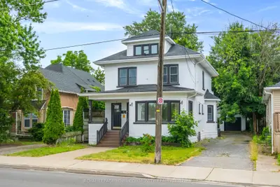 Duplex in Niagara Falls