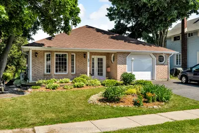 Detached in South Stormont