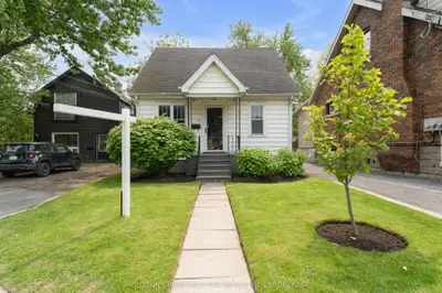 Detached in Kingston