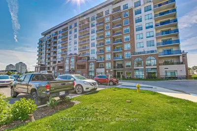 Condo Apartment in London North