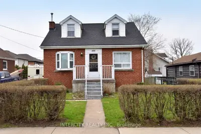 Detached in Hamilton